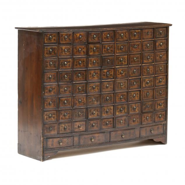 A KOREAN MEDICINE APOTHECARY CHEST 345224