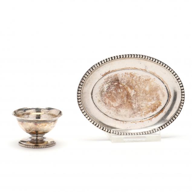 TWO MINIATURE SILVER ITEMS INCLUDING 34533e