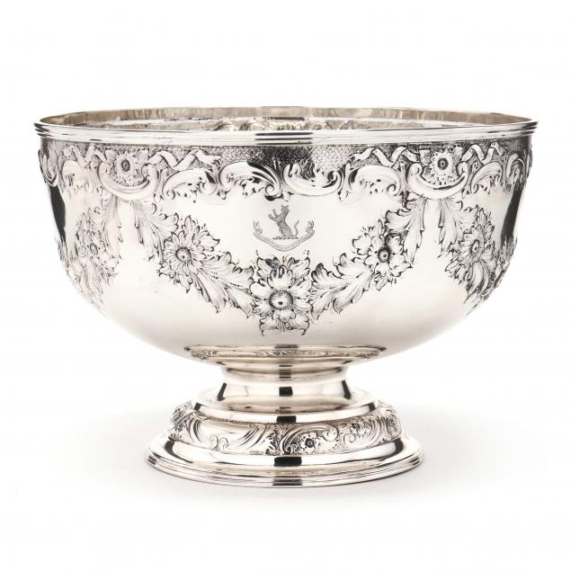A LARGE EDWARD VII SILVER PUNCH