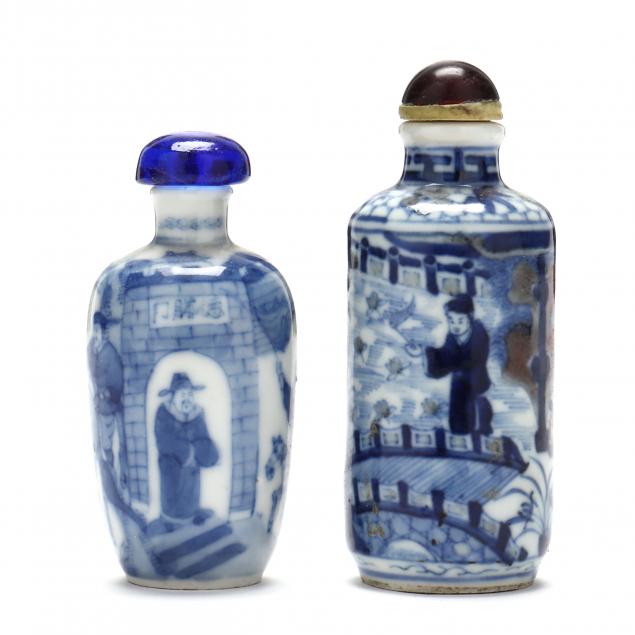 TWO CHINESE BLUE AND WHITE PORCELAIN 3454a5
