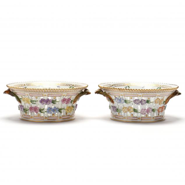 A PAIR OF ROYAL COPENHAGEN FLORA 3454f0