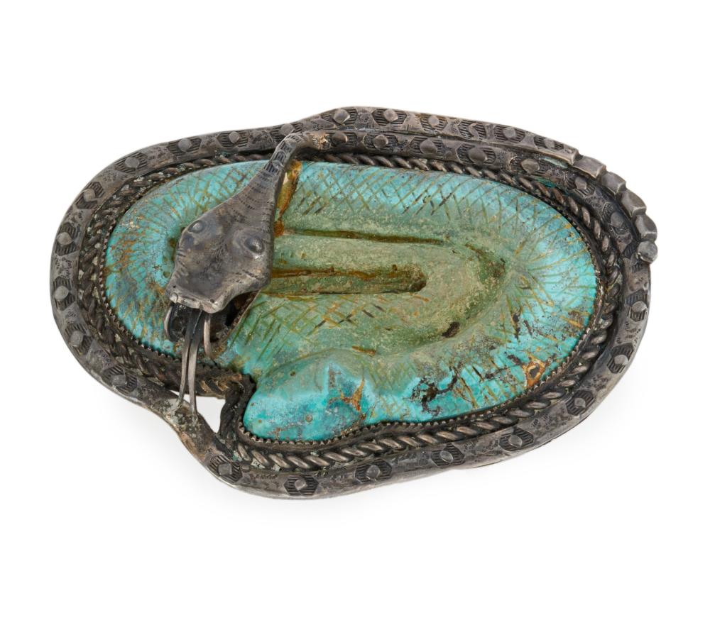 A SOUTHWEST CARVED TURQUOISE SNAKE 3430e1