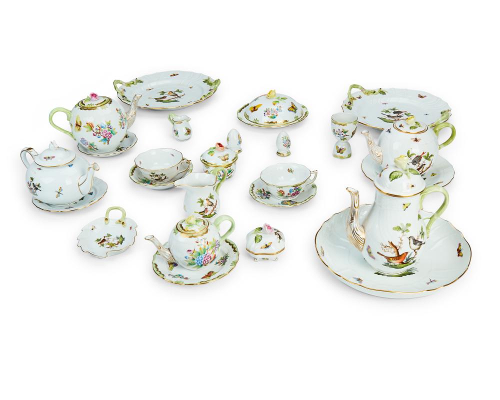 A GROUP OF HEREND PORCELAIN SERVICE 3432ab