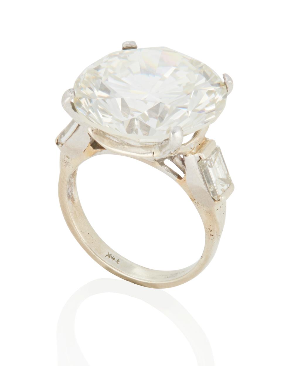 A DIAMOND RINGA diamond ring,  14k white