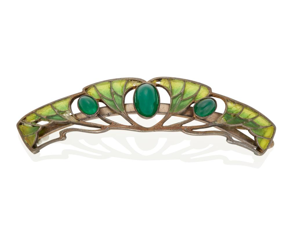 AN ART NOUVEAU SILVER AND ENAMEL 343557