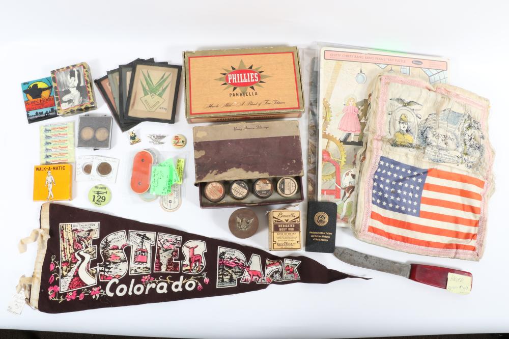 LOT OF COLLECTIBLES INCLUDING 343b92