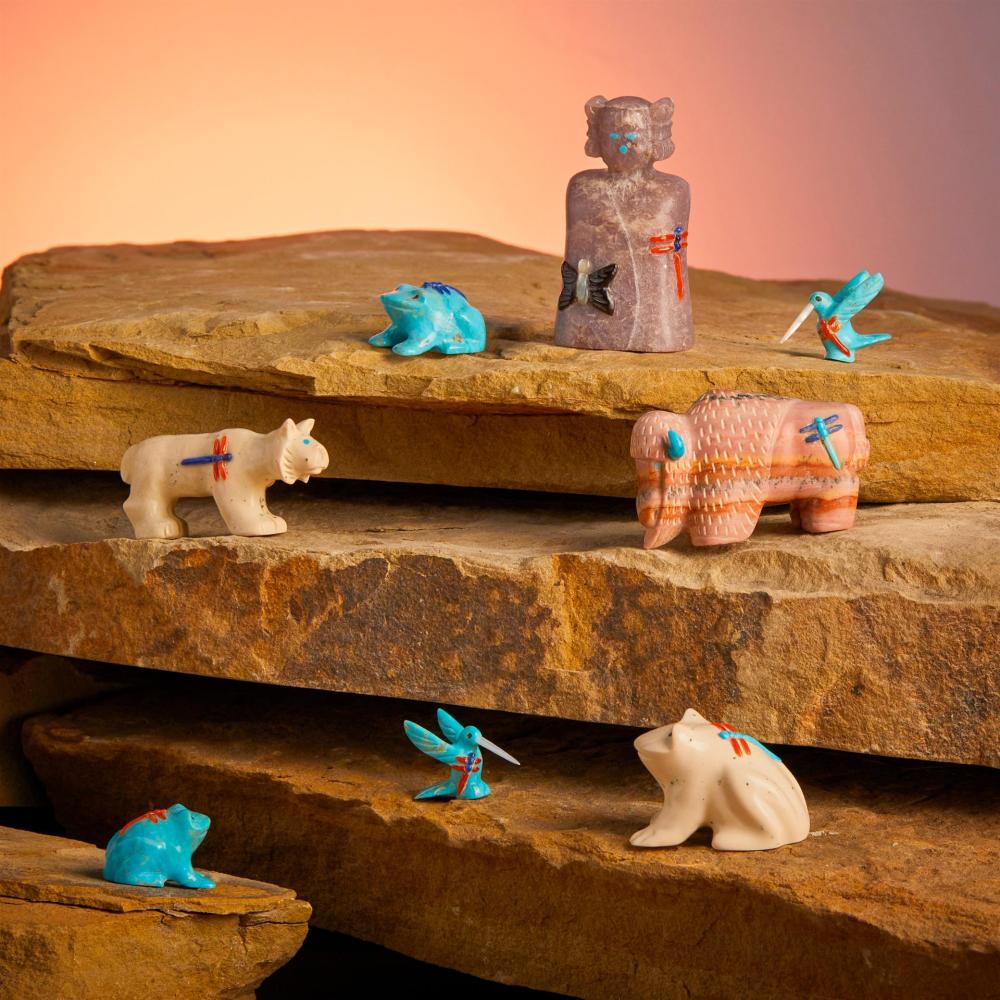 A GROUP OF ZUNI STONE FETISH ANIMALS  343e06