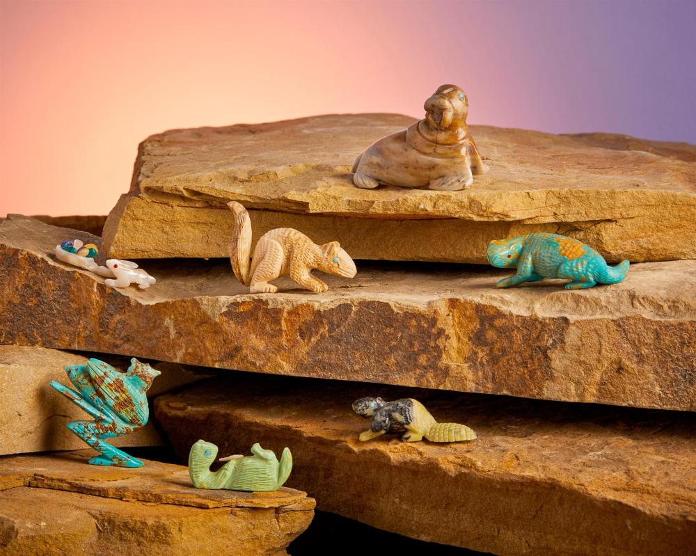 A GROUP OF ZUNI STONE FETISH ANIMALS  343e08