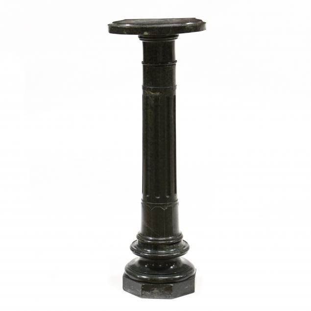 ANTIQUE CARVED GREEN MARBLE PEDESTAL 3467a2