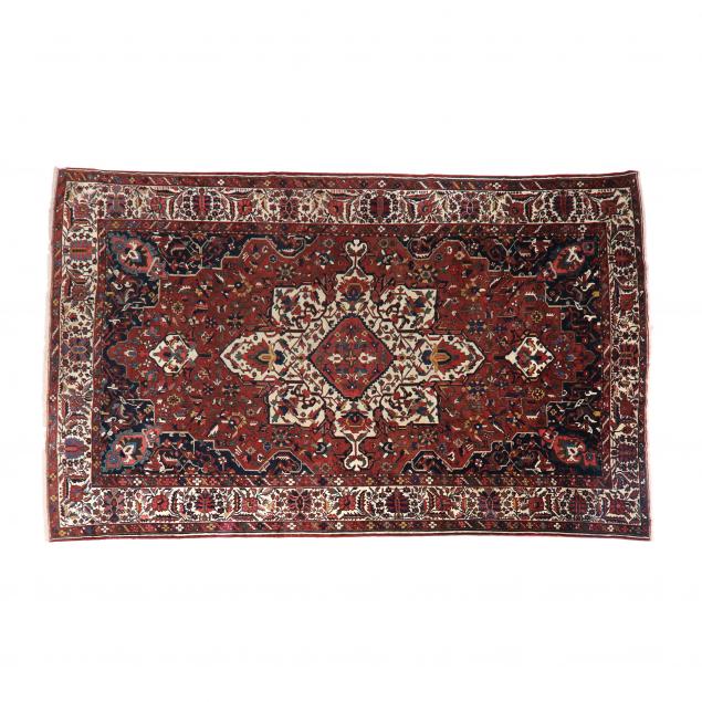 BAKHTIARI CARPET Large ivory poled