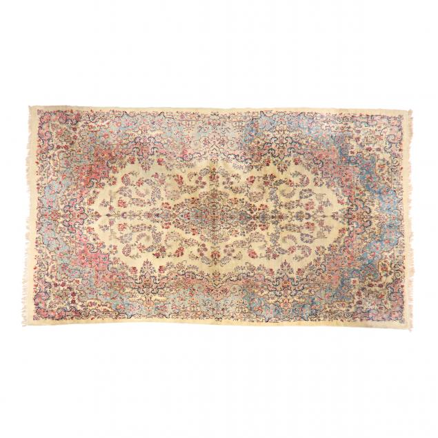 KERMAN CARPET Ivory field with 3467cb