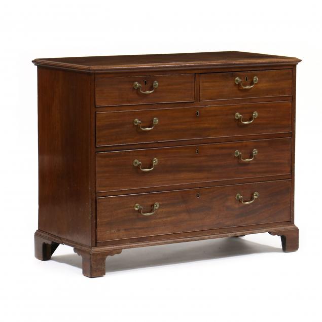 LATE CHIPPENDALE MAHOGANY CHEST 346896