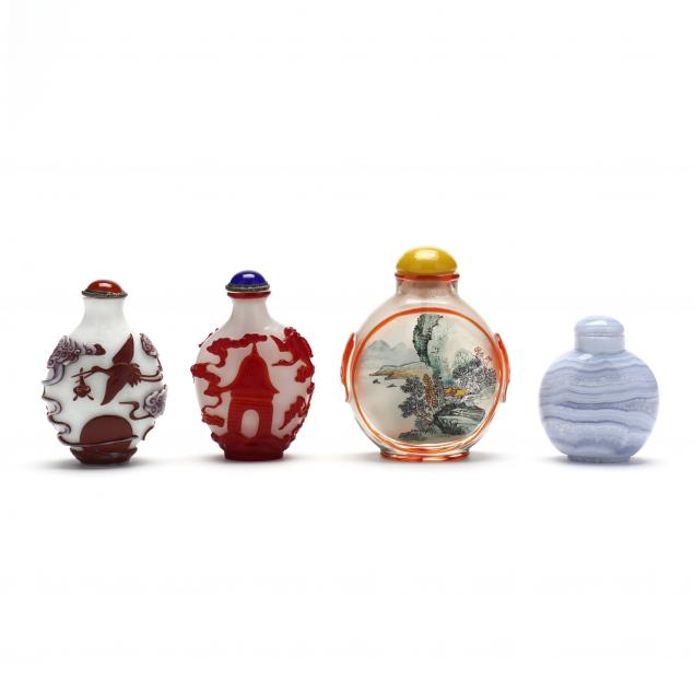 A GROUP OF CHINESE SNUFF BOTTLES 346935