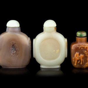 Three Chinese Jade and Agate Snuff 346aa3