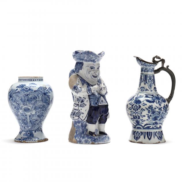 THREE DUTCH DELFT BLUE AND WHITE 346b88