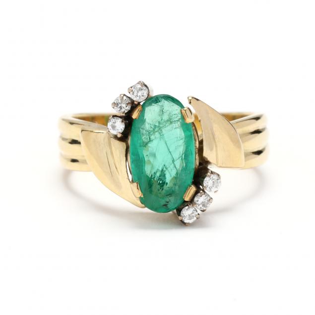 GOLD EMERALD AND DIAMOND RING 346c34