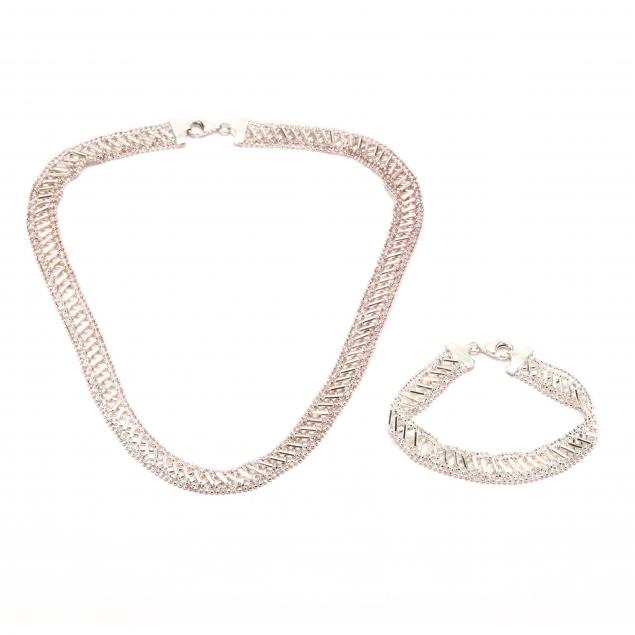 STERLING SILVER NECKLACE AND BRACELET 346c53