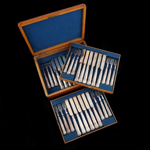 A CASED SET OF VICTORIAN SILVER 346cca