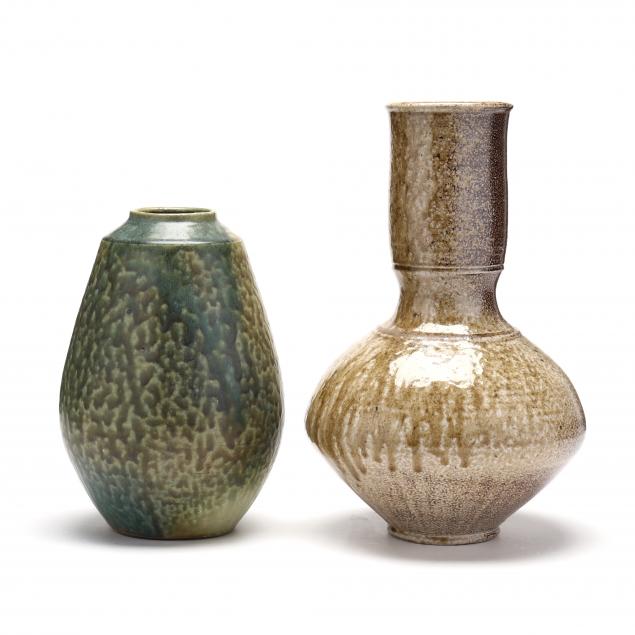 TWO 20TH CENTURY VASES, SEAGROVE,