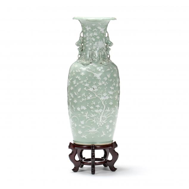 A CHINESE PORCELAIN CELADON GROUND 346ebf