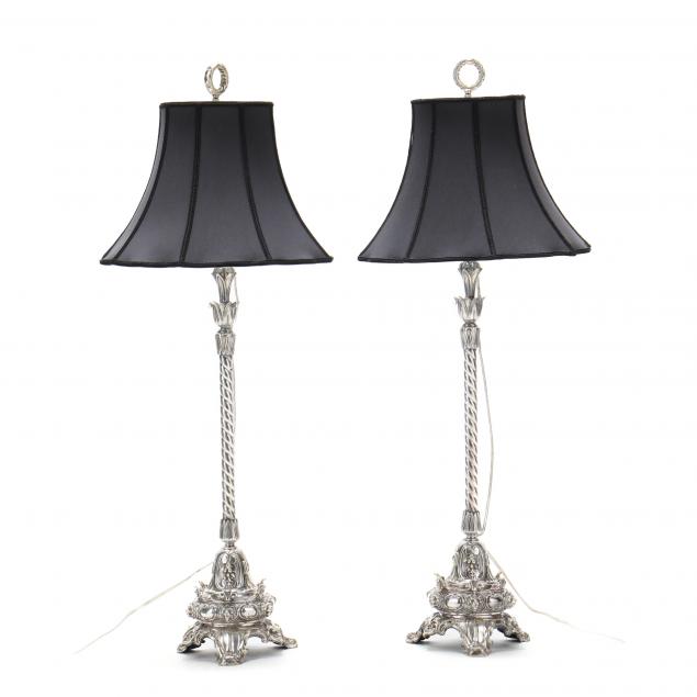 A PAIR OF ANTIQUE CONTINENTAL ORNATE 346f3b