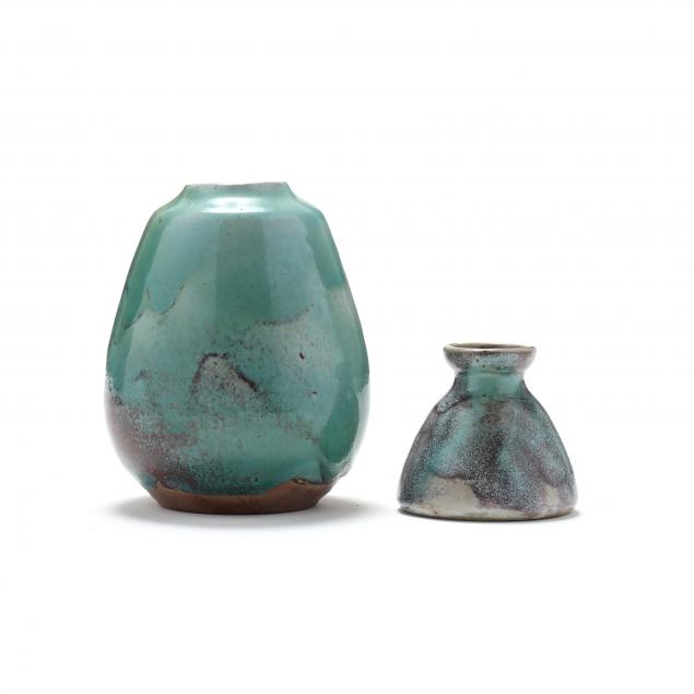 TWO CHINESE BLUE JUGTOWN PIECES