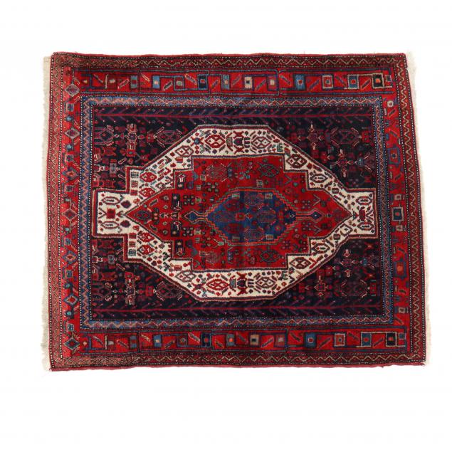 HAMADAN AREA RUG Large red and