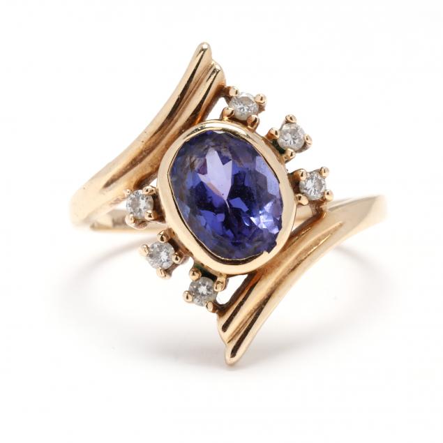 GOLD TANZANITE AND DIAMOND RING 34713f