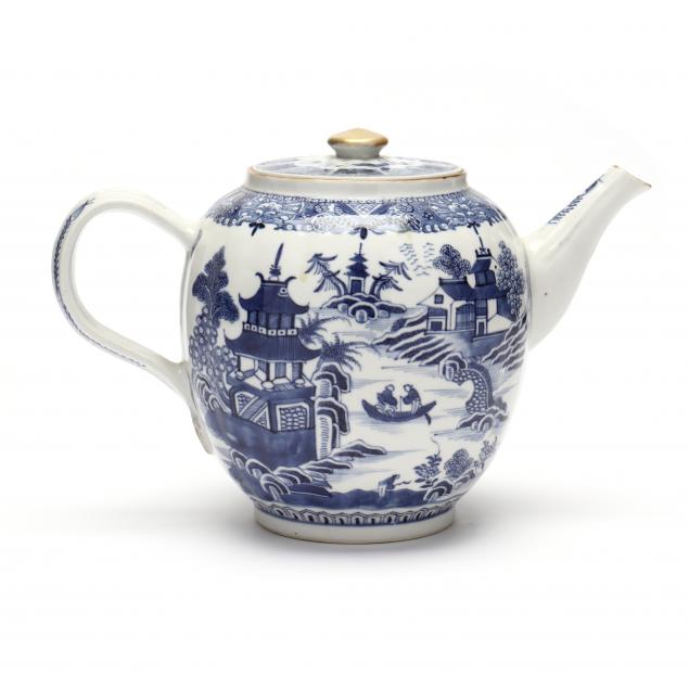 A CHINESE BLUE AND WHITE EXPORT