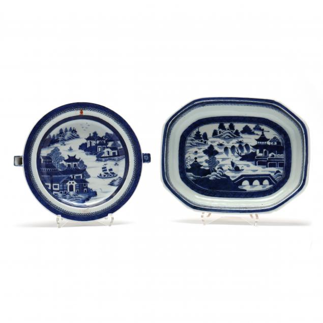 TWO CHINESE EXPORT PORCELAIN BLUE 34727c