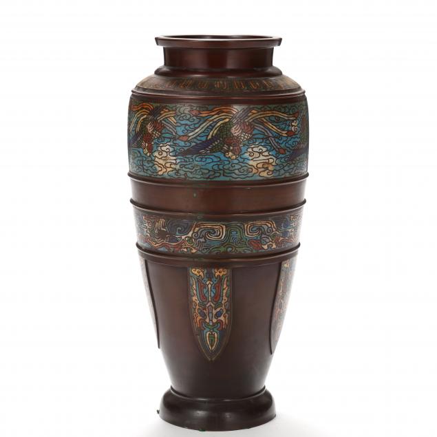 A JAPANESE CHAMPLEVE BRONZE VASE  20th