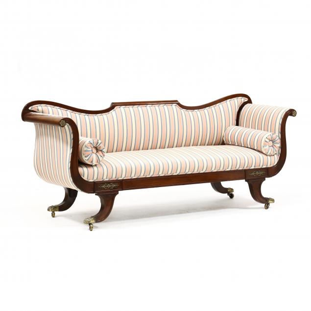 AMERICAN CLASSICAL MAHOGANY SOFA 34731e