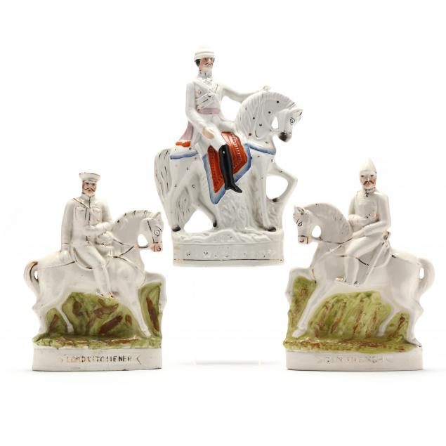 THREE STAFFORDSHIRE MILITARY FIGURINES 347399