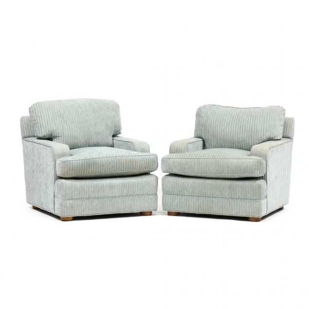 PAIR OF UPHOLSTERED CLUB CHAIRS 3473b6