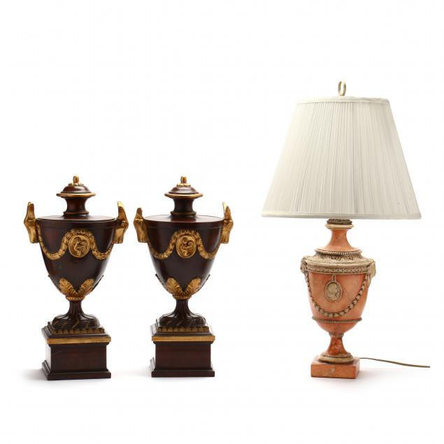 DECORATIVE TABLE LAMP AND A MATCHING