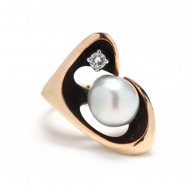 MODERNIST GOLD PEARL AND DIAMOND 347623