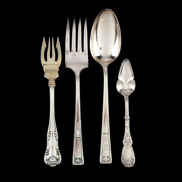 A GROUPING OF AMERICAN SILVERPLATE 3476b3