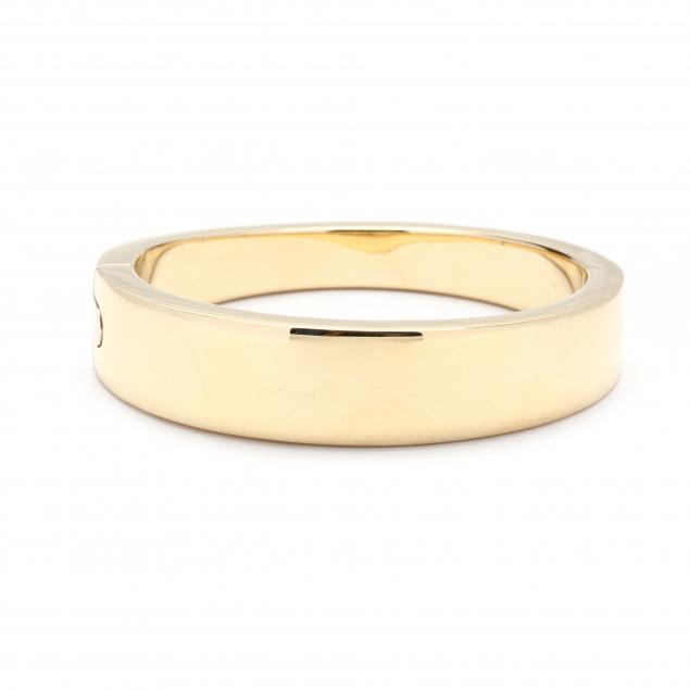 GOLD BANGLE BRACELET The oval hinged 3479ef