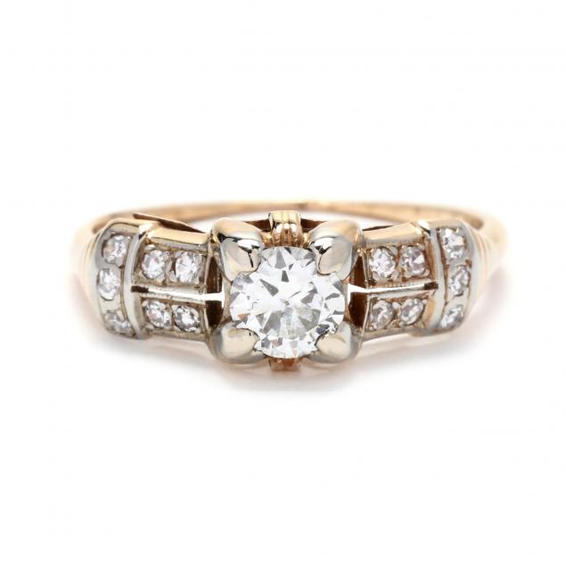 GOLD AND DIAMOND RING Centering