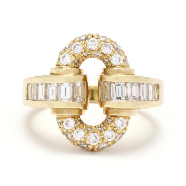 GOLD AND DIAMOND OVAL MOTIF RING 345833