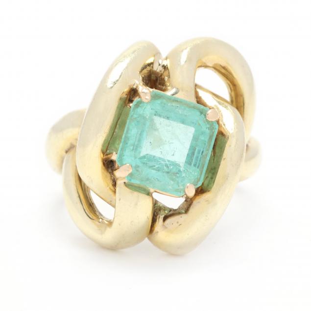 GOLD AND GREEN BERYL RING Designed