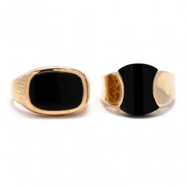 TWO GOLD AND BLACK ONYX RINGS To 34584f