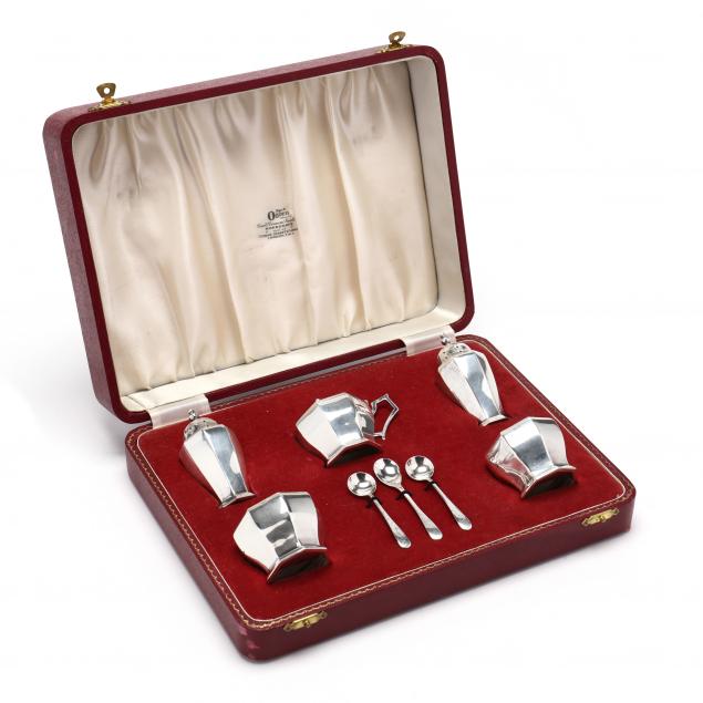 CASED FIVE PIECE ELIZABETH II SILVER