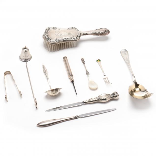 A GROUPING OF TEN STERLING SILVER FLATWARE