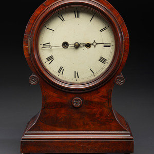 A Federal Carved and Figured Mahogany 34597a