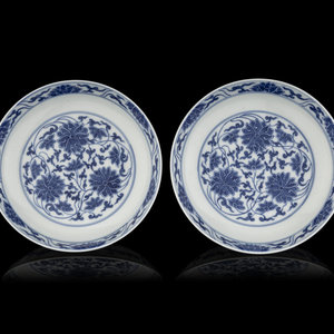 A Pair of Chinese Blue and White 345a44