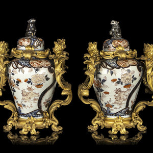 A Pair of Japanese Imari Porcelain 345b0f