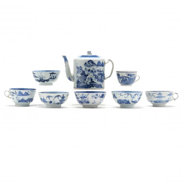 A GROUPING CHINESE EXPORT BLUE