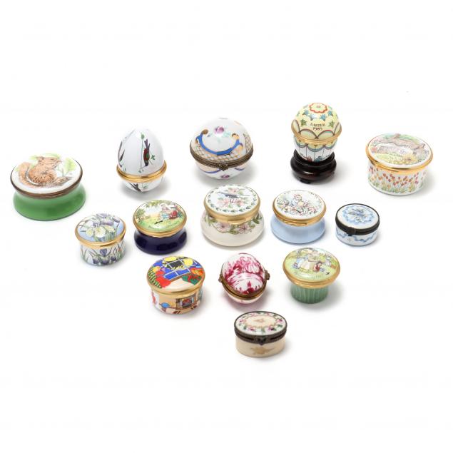 GROUP OF 14 ENAMEL BOXES 20th 345bd2