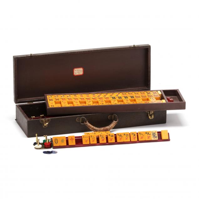 A VINTAGE CASED BAKELITE MAHJONG 345cb4